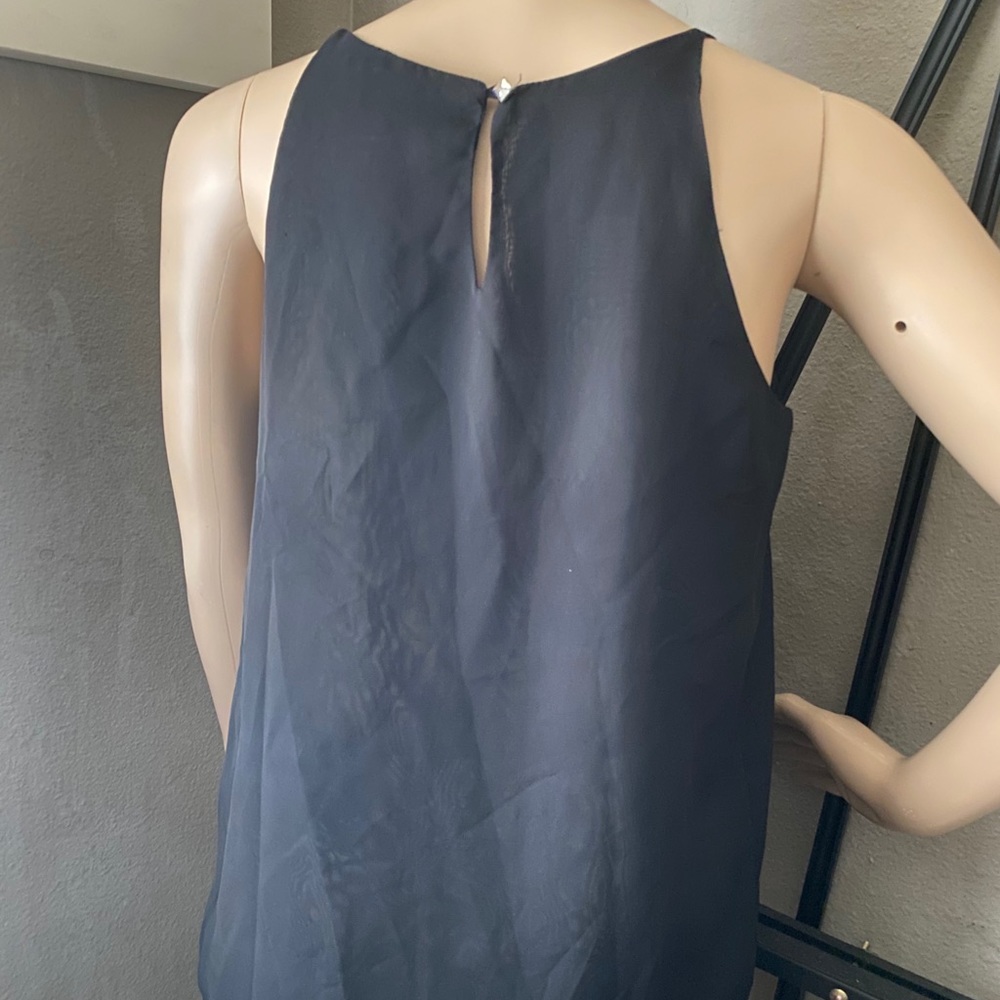 Black Top - Picture 4 of 10